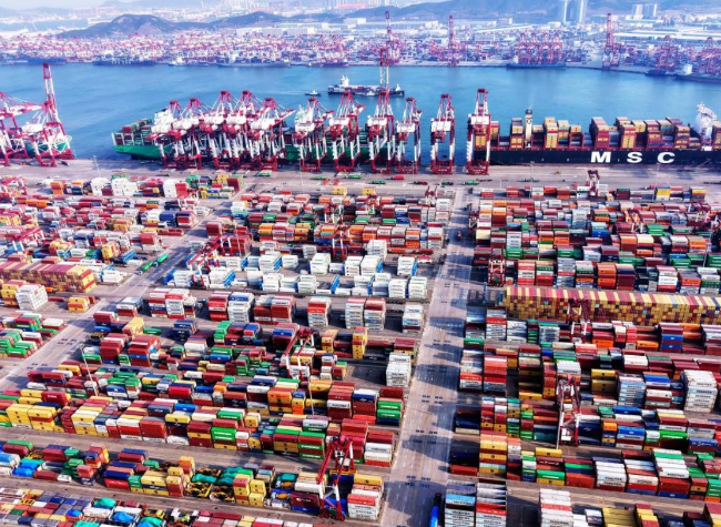 Economic Watch: China's Foreign Trade Maintains Sound Growth Momentum