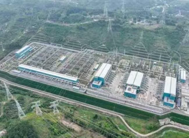 Xinjiang and Chongqing Strengthen Strategic Energy and Computing Links Across China