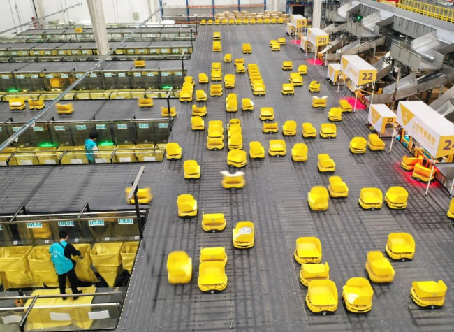China's Logistics Sector Returns to Expansion in May
