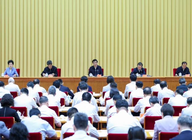 Xi Urges Pooling Strength of Overseas Chinese to Build Strong Country, Advance National Rejuvenation