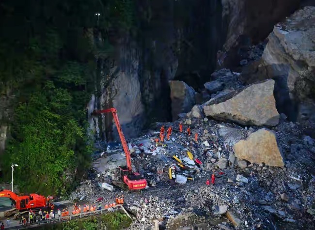 Before and After the Landslide: How Chongqing Used Warnings, Technology and Teamwork to Save Lives