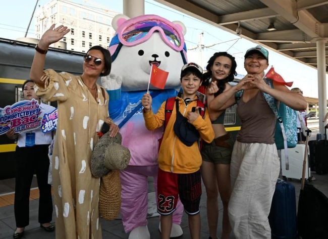 Climate, Culture and Connectivity Define China's Summer Travel Boom