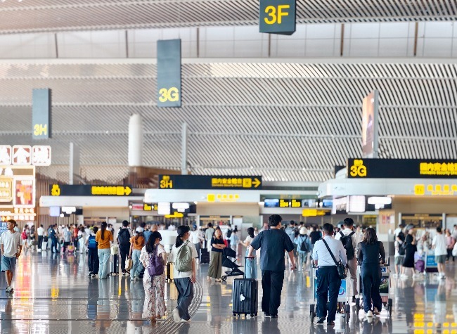 International Passenger Traffic at Chongqing Airport Jumps 40%, Fastest Among China's Top 10