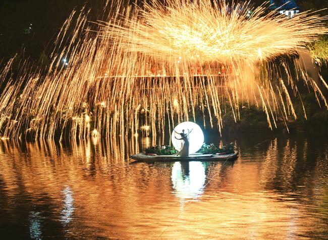 Lanterns, Music and Molten Iron Fireworks Mark Qixi Festival