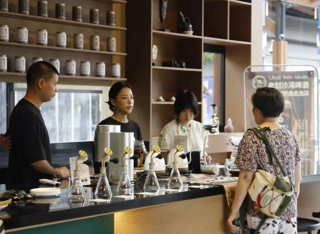 In an Ancient Chinese Town, a Cup of Coffee Brews a China-Africa Partnership