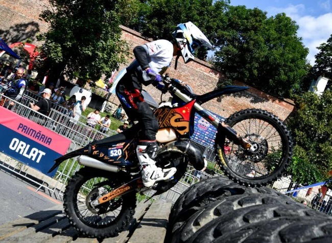 Chongqing Motorcycle Takes on World's Toughest Enduro Race in Romania