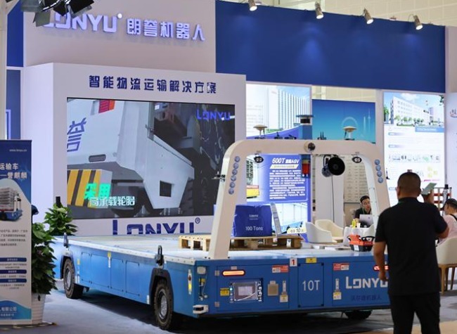 Digital Technology Reshapes China's Service Consumption Landscape