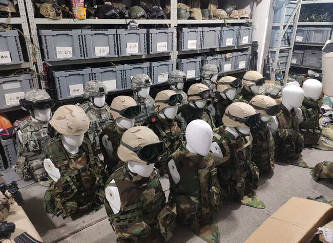 Behind Once Upon a Time in the Middle East: A Chongqing Military Buff Outfits An Army in the Movie