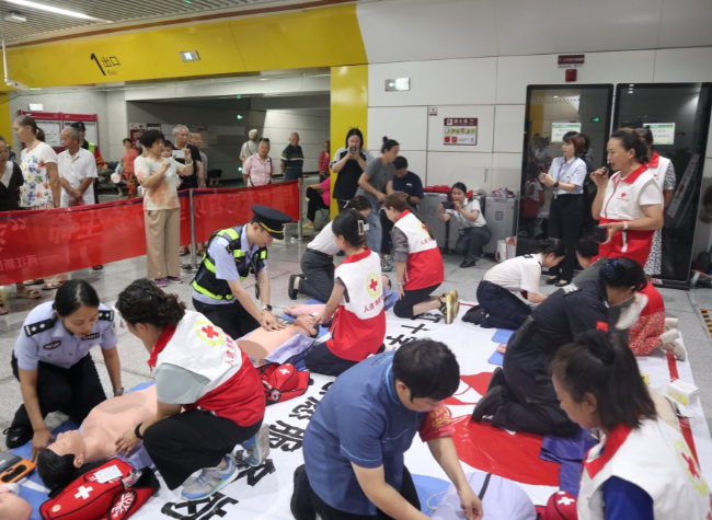 How Chongqing Is Turning Commuters and Delivery Riders Into Everyday Safety Spotters