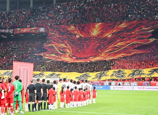 A Season of Firsts: How One Stadium Reshaped Chongqing's Weekends