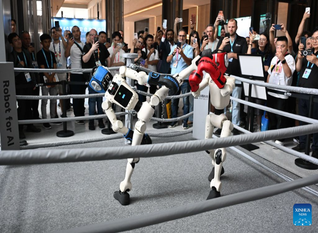 Overseas Buyer Attendance at First Phase of China's Canton Fair Hits Record High