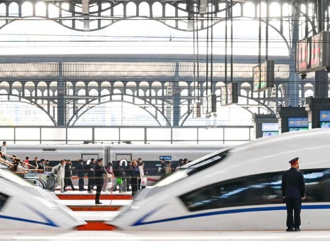 China Railway Passenger Trips Hit Record High in First Three Quarters