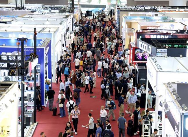 Xi Sends Congratulatory Letter to 140th Canton Fair