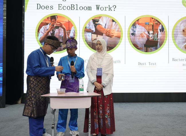 Young innovators from China and ASEAN tackle real problems at Chongqing STEM event